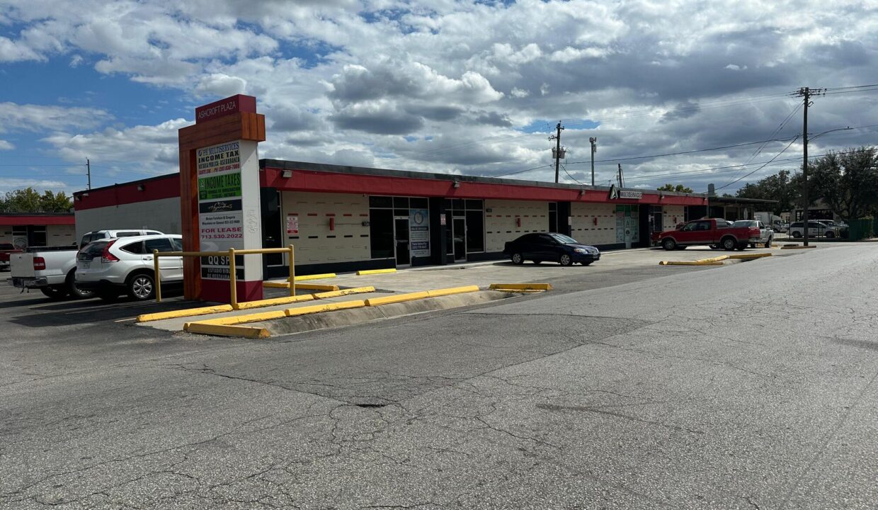 WhatsApp Image 2025-10-17 at 18.04.13_7a884f29