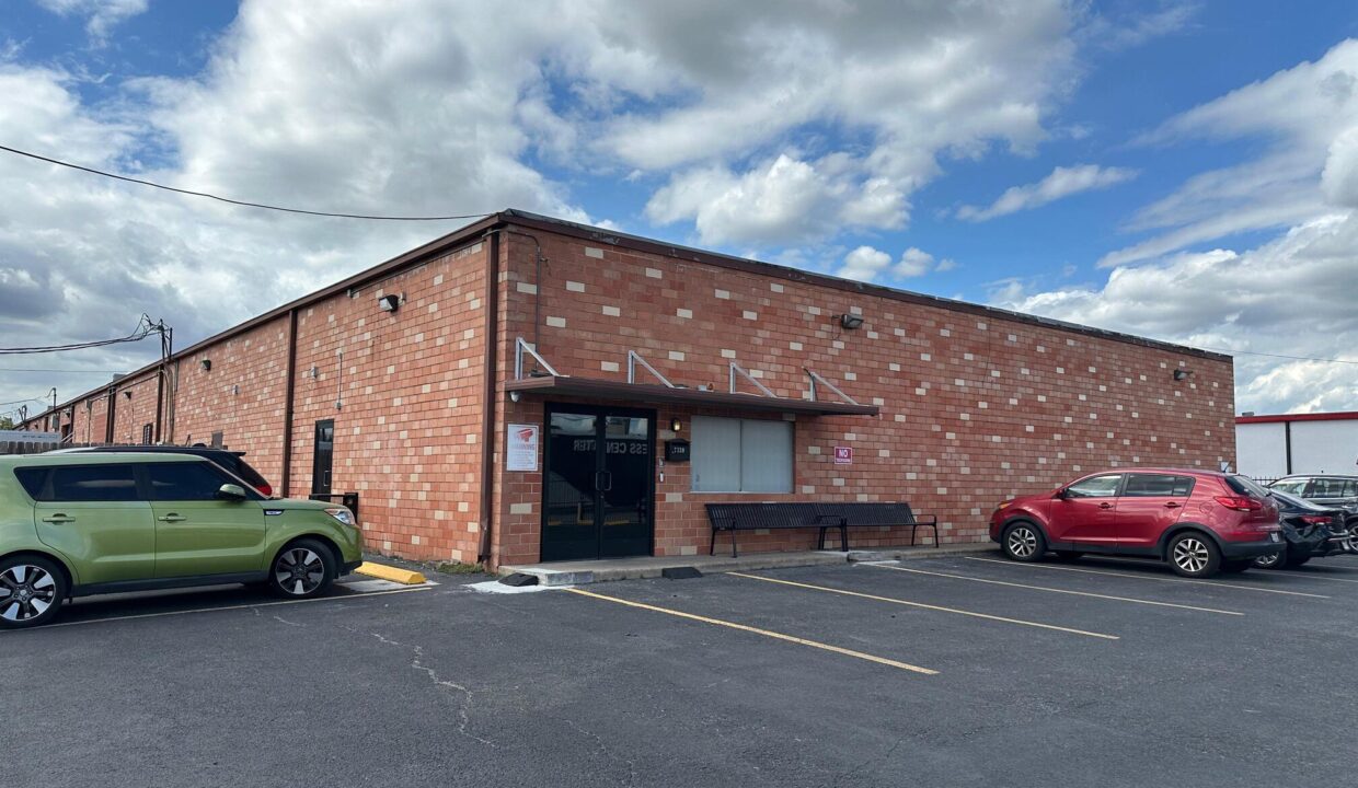 WhatsApp Image 2025-10-17 at 18.04.11_3c411d44