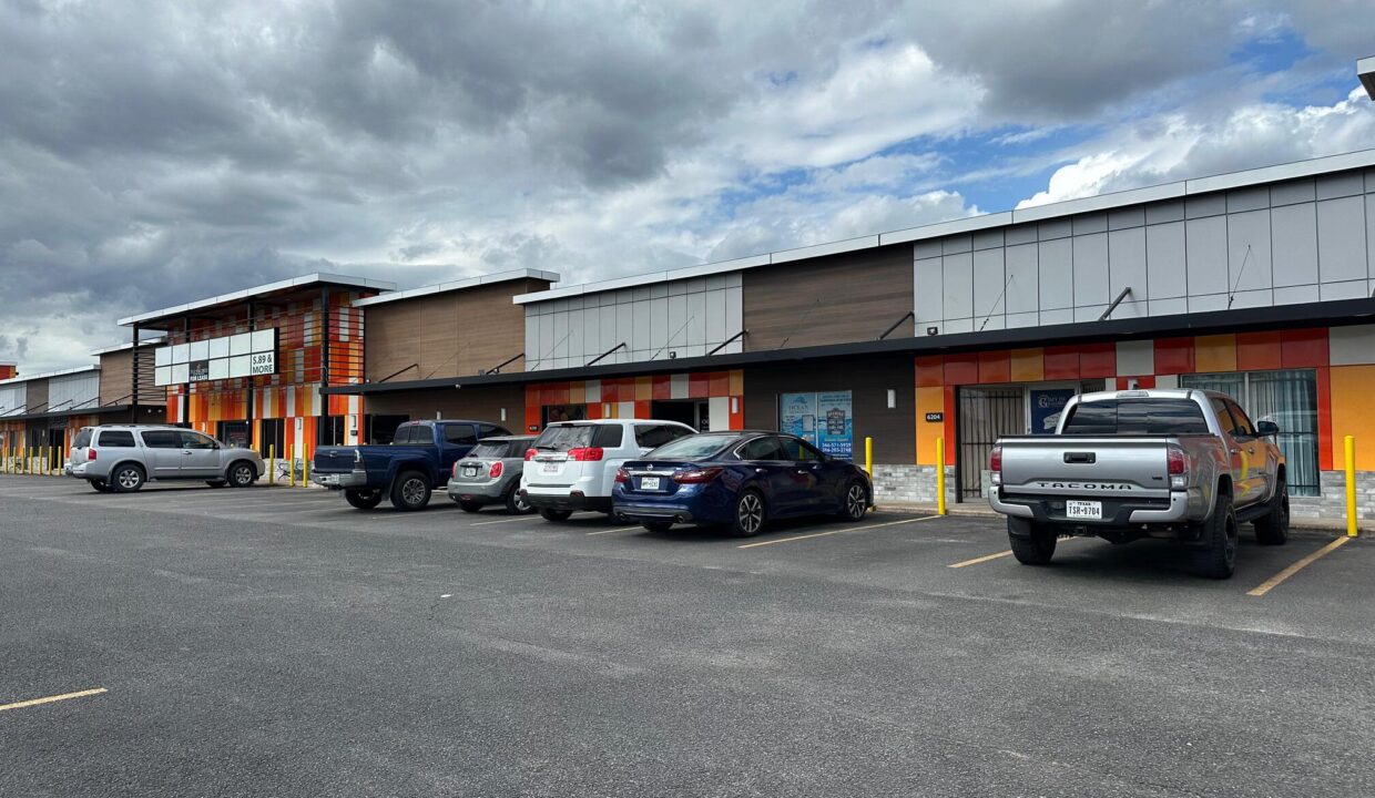 WhatsApp Image 2025-10-17 at 18.04.25_80233f99