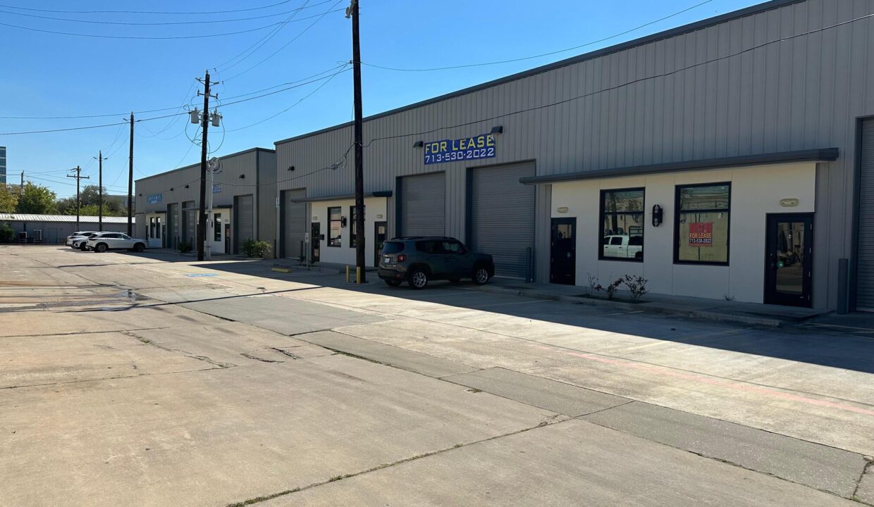 WhatsApp Image 2025-10-15 at 17.21.51_d204759f