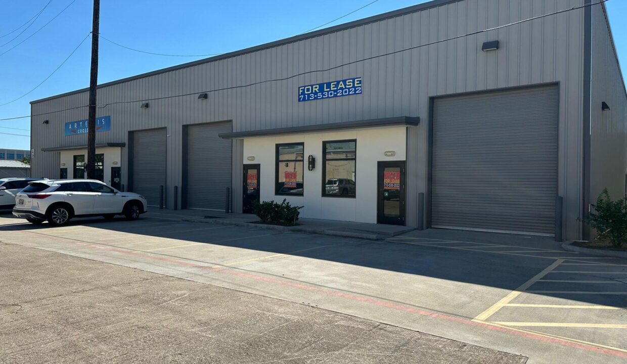 WhatsApp Image 2025-10-15 at 17.21.59_a6929a61