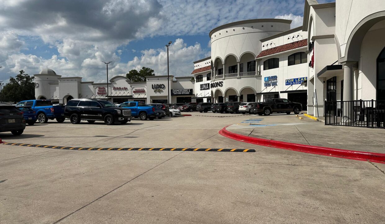 WhatsApp Image 2025-10-16 at 18.13.39_ba564e1a