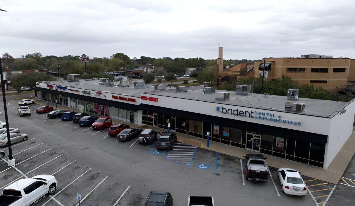 WhatsApp Image 2025-12-01 at 10,14,31 AM (4)-Picsart-AiImageEnhancer